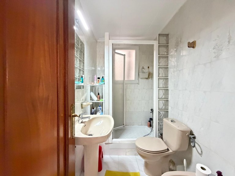 Apartment for Sale in Torrevieja, Alicante 24