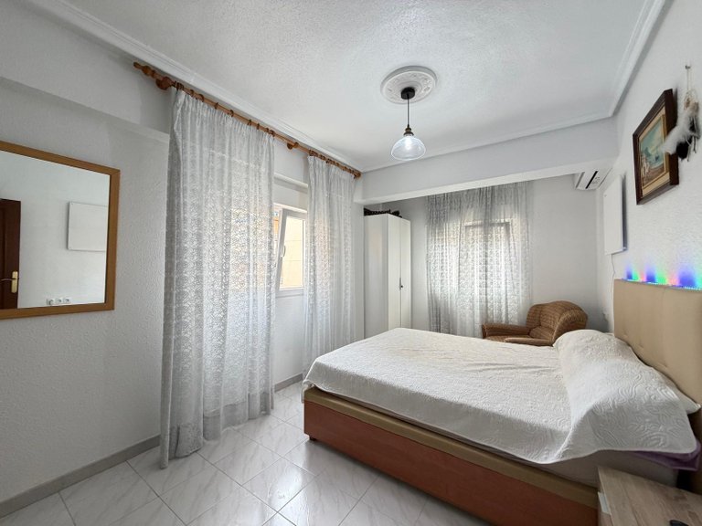 Apartment for Sale in Torrevieja, Alicante 34