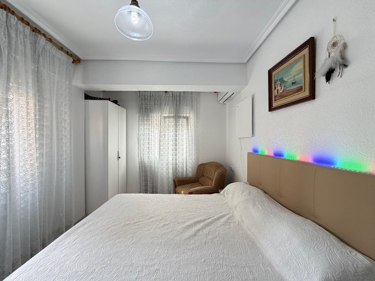 Apartment for Sale in Torrevieja, Alicante 35