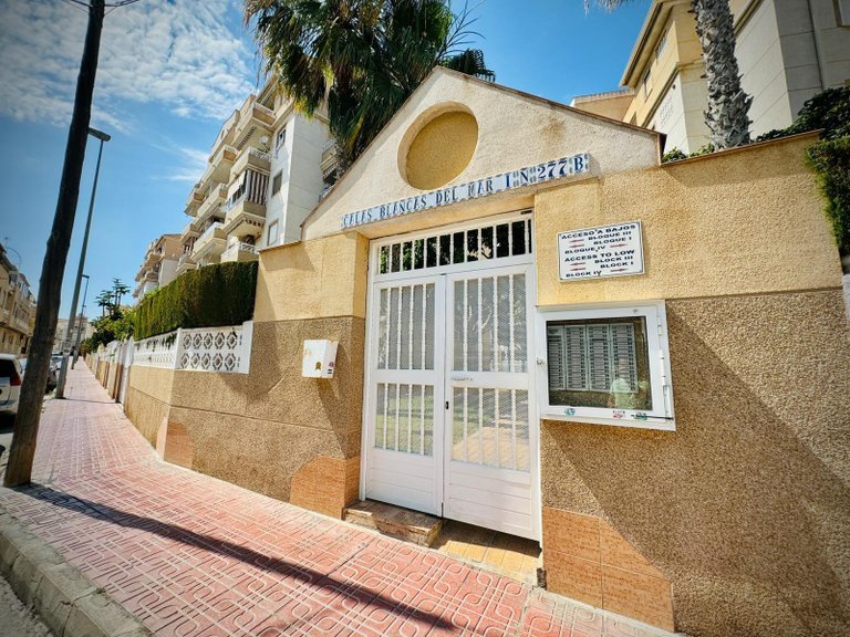 Apartment for Sale in Torrevieja, Alicante 13