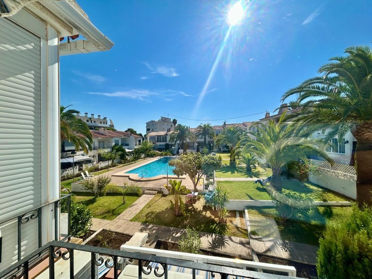 Villa for Sale in Alfaz Del Pi, Alicante 1