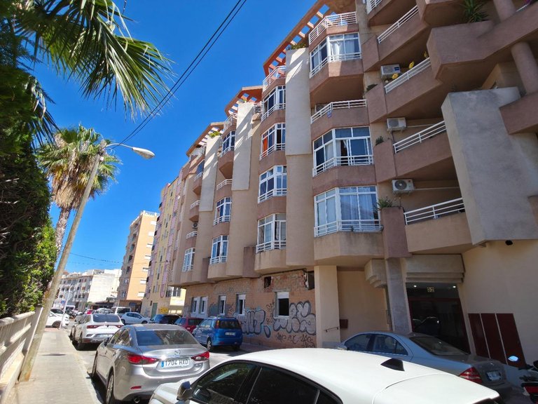 Apartment for Sale in Torrevieja, Alicante 1