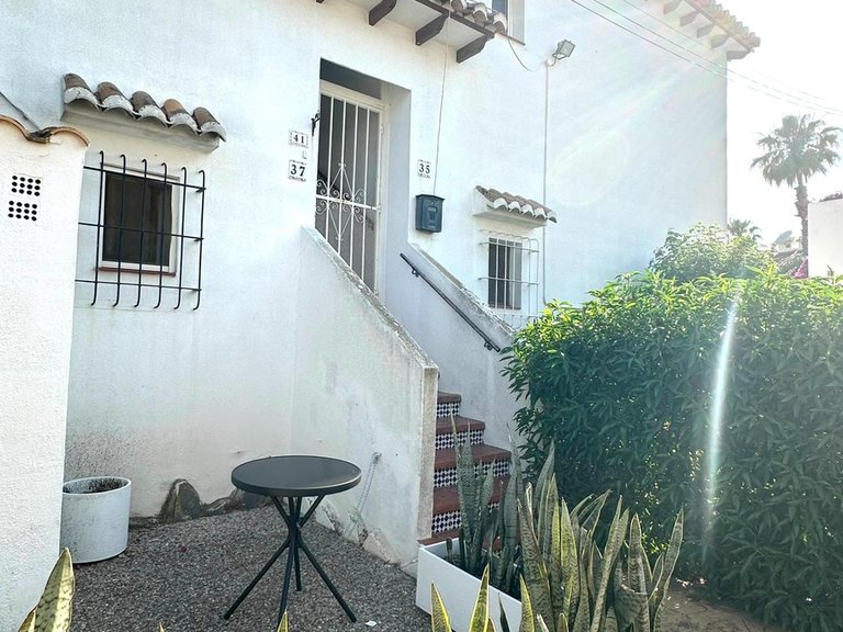 Apartment for Sale in Torrevieja, Alicante 1