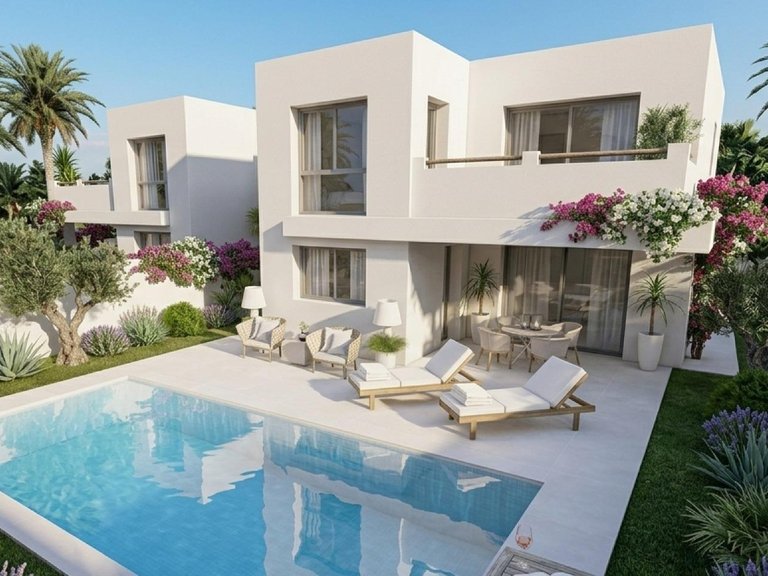 Villa for Sale in L'alfas Del Pi, Alicante 1
