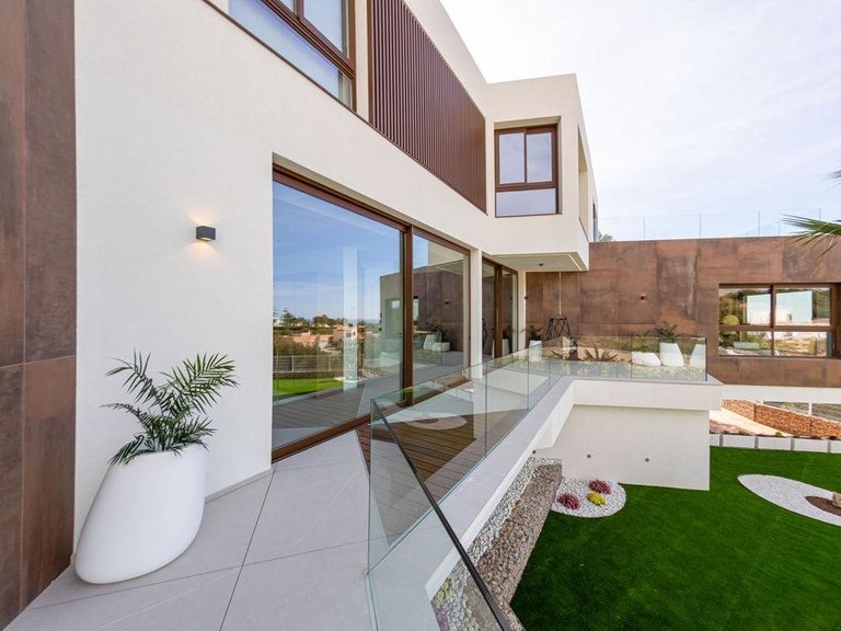 Villa for Sale in Benidorm, Alicante 11
