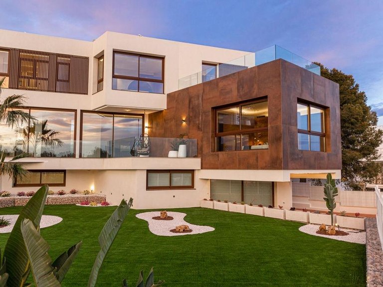 Villa for Sale in Benidorm, Alicante 14