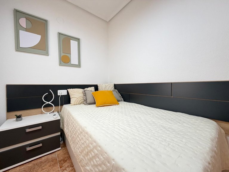 Apartment for Sale in Torrevieja, Alicante 11