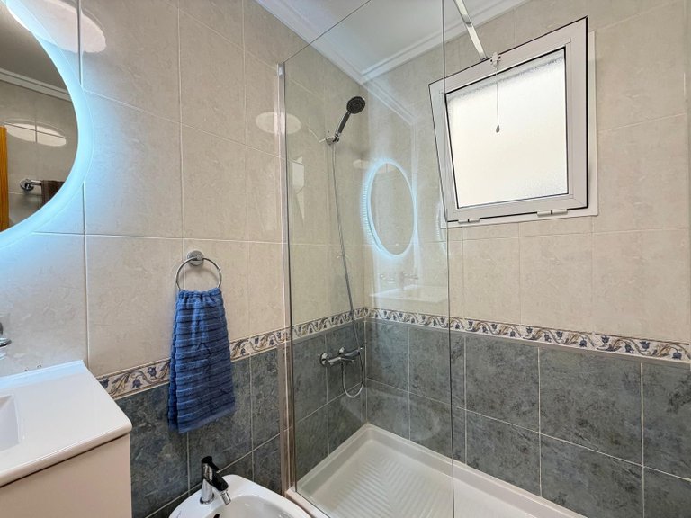 Apartment for Sale in Torrevieja, Alicante 20