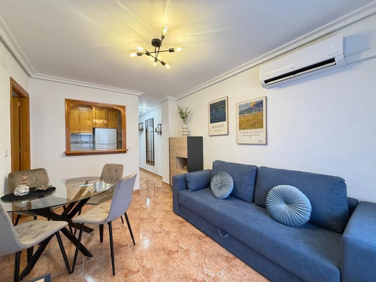 Apartment for Sale in Torrevieja, Alicante 37