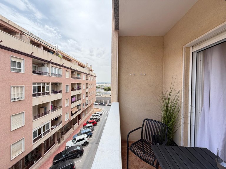 Apartment for Sale in Torrevieja, Alicante 46