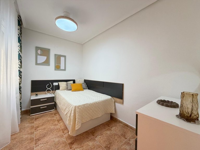 Apartment for Sale in Torrevieja, Alicante 9