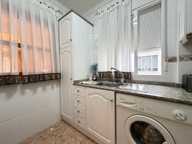 Apartment for Sale in Torrevieja, Alicante 18