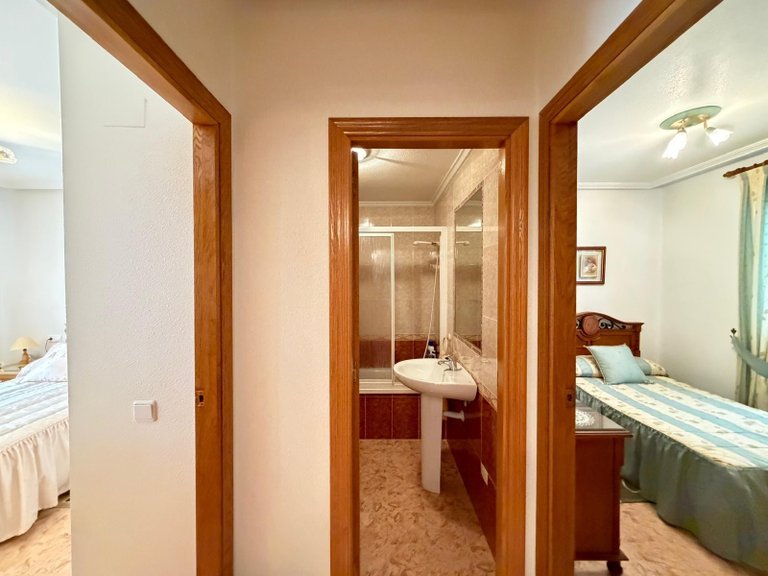 Apartment for Sale in Torrevieja, Alicante 31