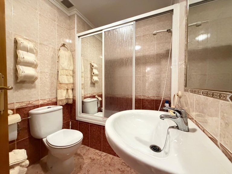 Apartment for Sale in Torrevieja, Alicante 33