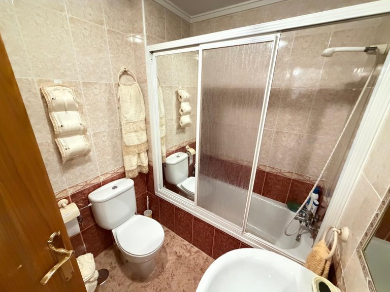 Apartment for Sale in Torrevieja, Alicante 34