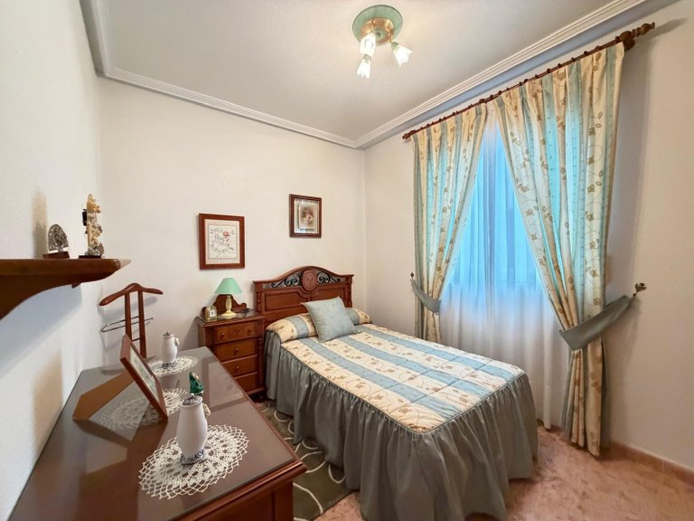 Apartment for Sale in Torrevieja, Alicante 36
