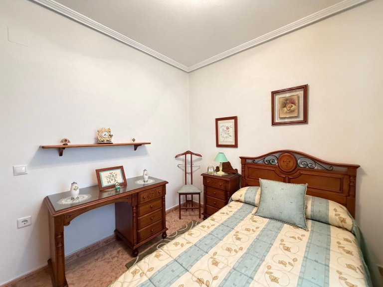 Apartment for Sale in Torrevieja, Alicante 38