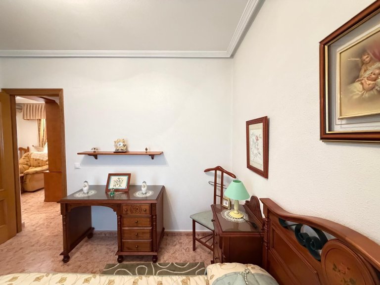 Apartment for Sale in Torrevieja, Alicante 39