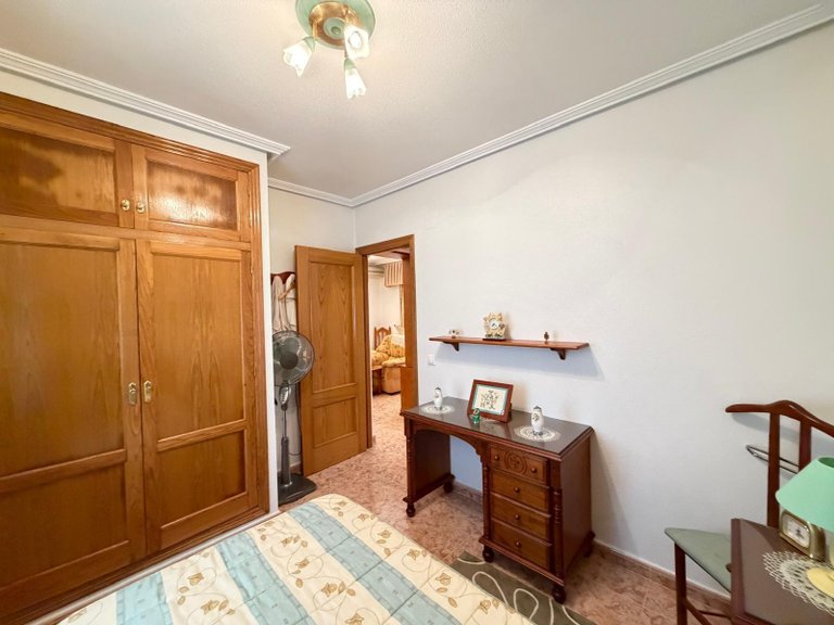 Apartment for Sale in Torrevieja, Alicante 40