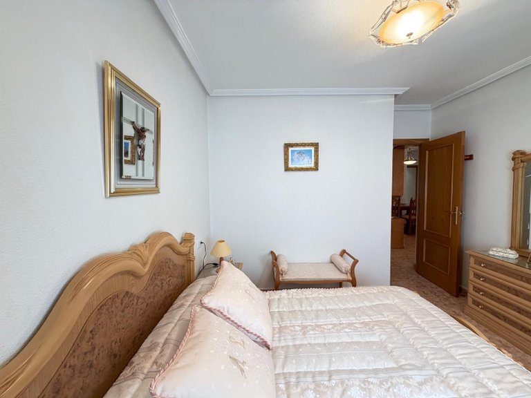 Apartment for Sale in Torrevieja, Alicante 46
