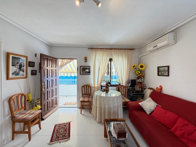 Villa for Sale in Torrevieja, Alicante 16