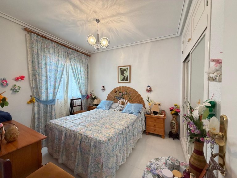 Villa for Sale in Torrevieja, Alicante 24