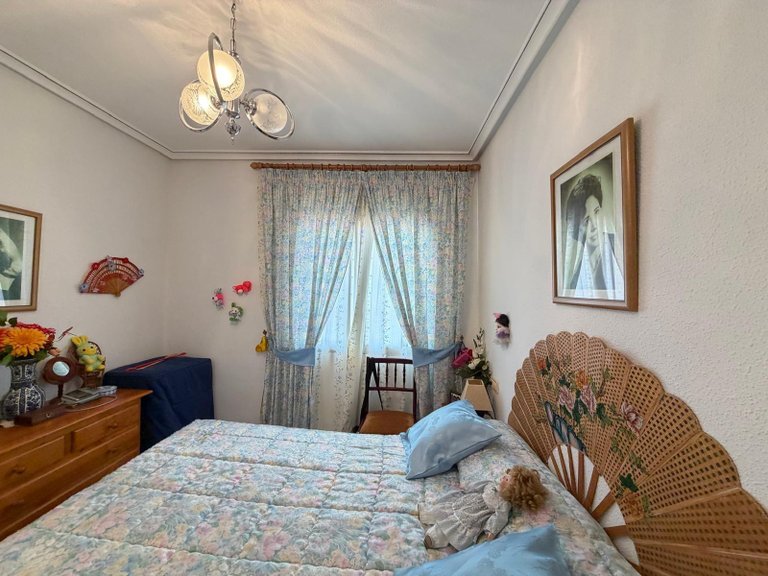 Villa for Sale in Torrevieja, Alicante 26