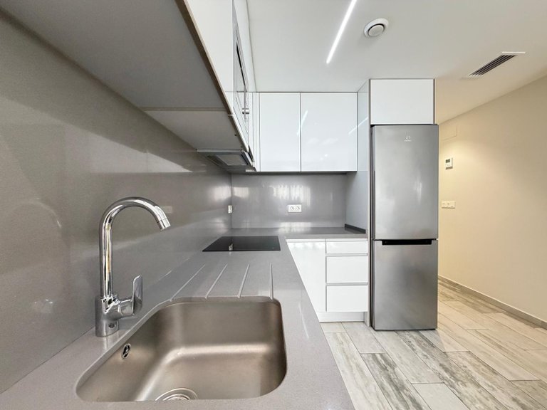 Apartment for Sale in Torrevieja, Alicante 34