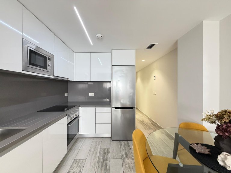 Apartment for Sale in Torrevieja, Alicante 35