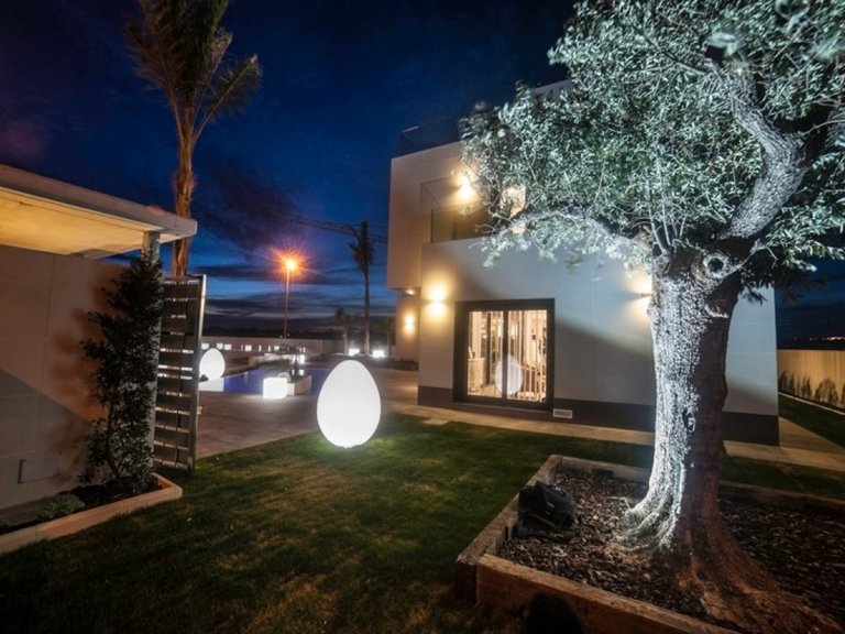 Villa for Sale in Orihuela Costa, Alicante 10