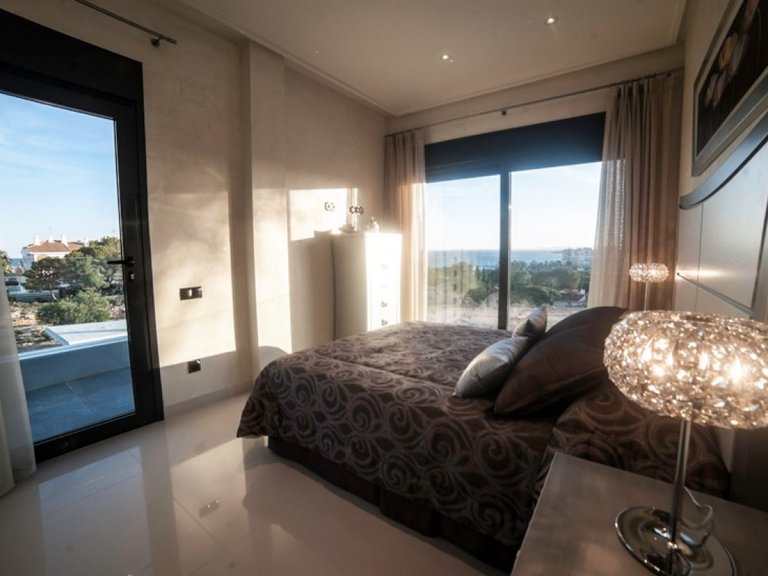 Villa for Sale in Orihuela Costa, Alicante 14