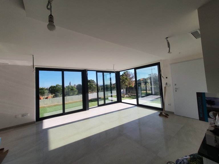 Villa for Sale in Finestrat, Alicante 5