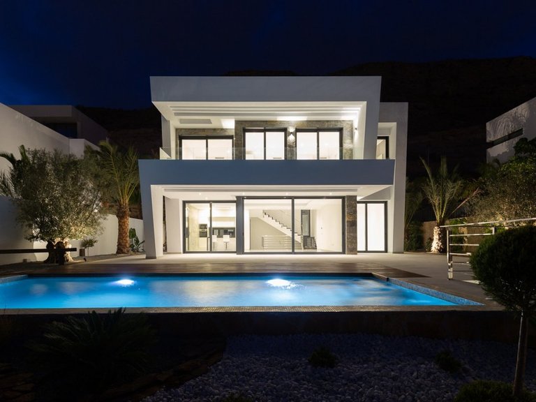 Villa for Sale in Finestrat, Alicante 1