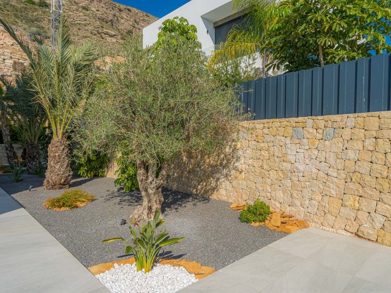 Villa for Sale in Finestrat, Alicante 10