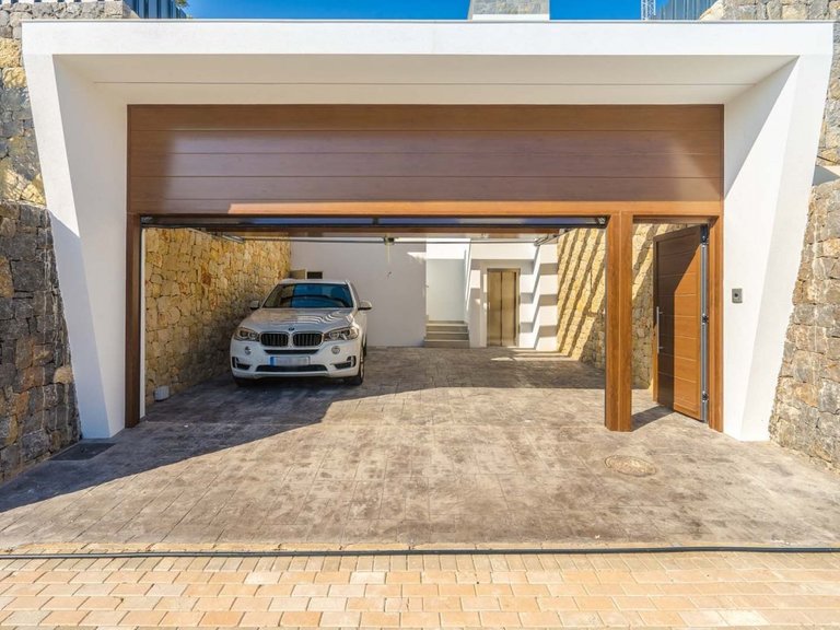 Villa for Sale in Finestrat, Alicante 5