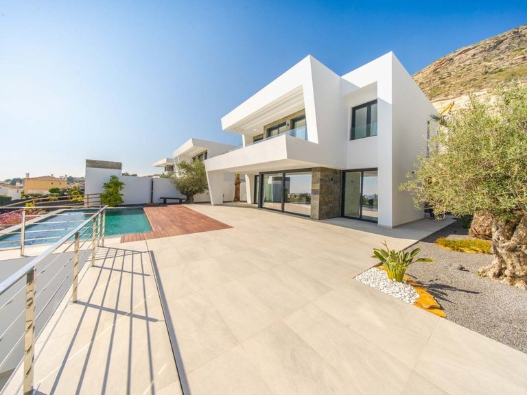 Villa for Sale in Finestrat, Alicante 6