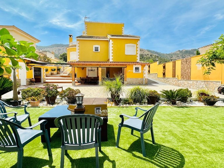 Villa for Sale in Inland Orihuela, Alicante 3