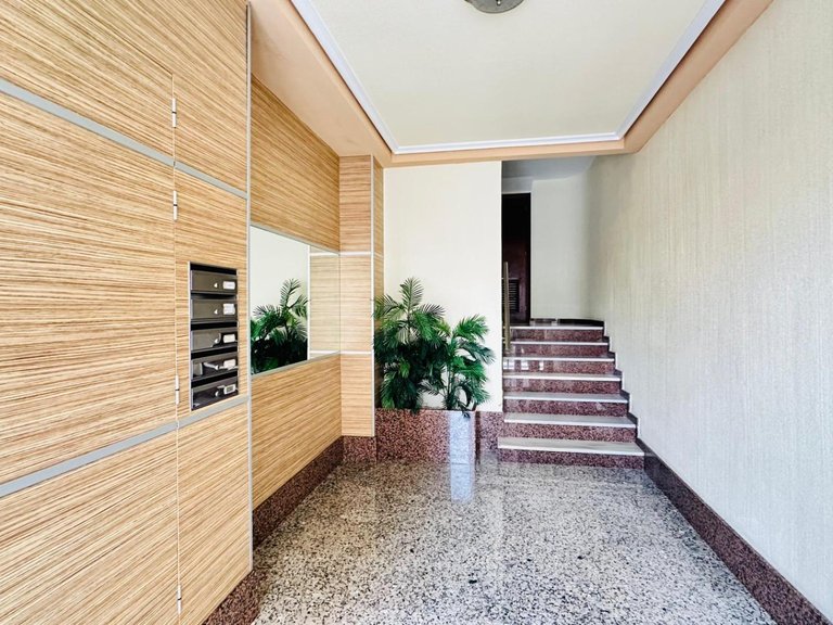 Apartment for Sale in Costa Blanca Torrevieja, Alicante 32