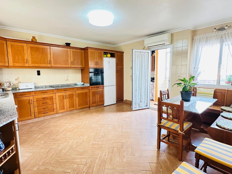 Apartment for Sale in Costa Blanca Torrevieja, Alicante 6