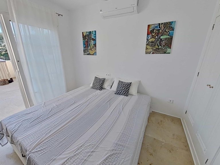 Villa for Sale in Orihuela Costa, Alicante 11