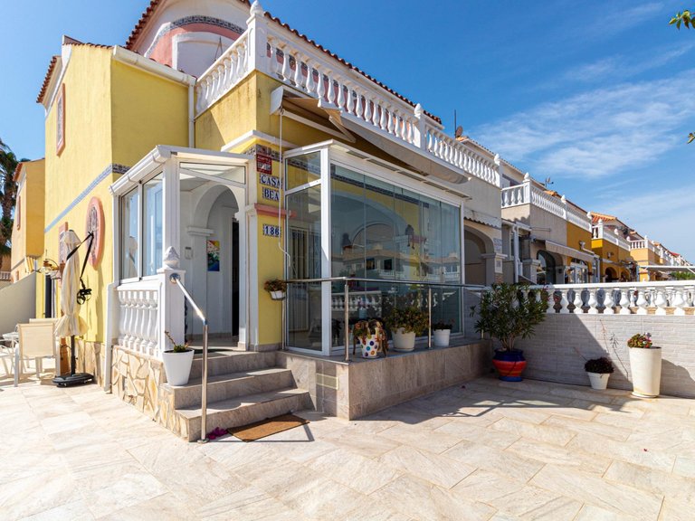 Town House for Sale in Orihuela Costa, Alicante 1