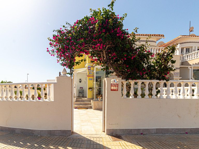 Town House for Sale in Orihuela Costa, Alicante 2