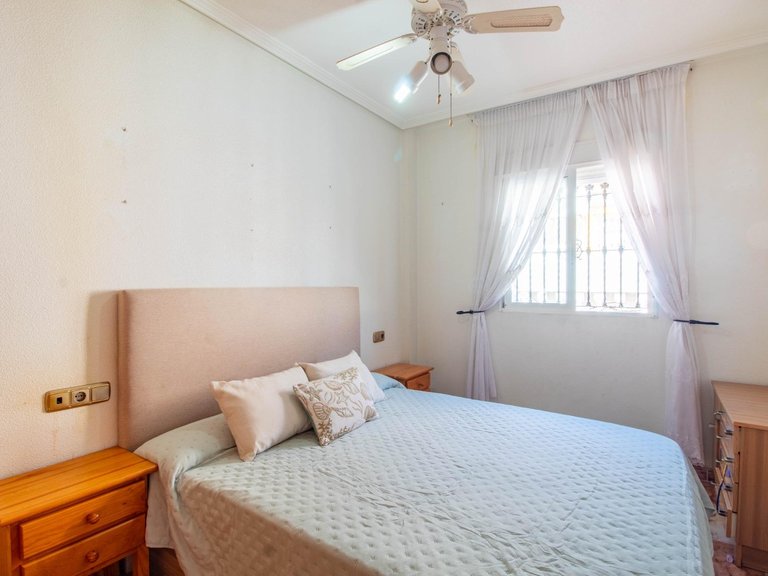 Town House for Sale in Orihuela Costa, Alicante 12