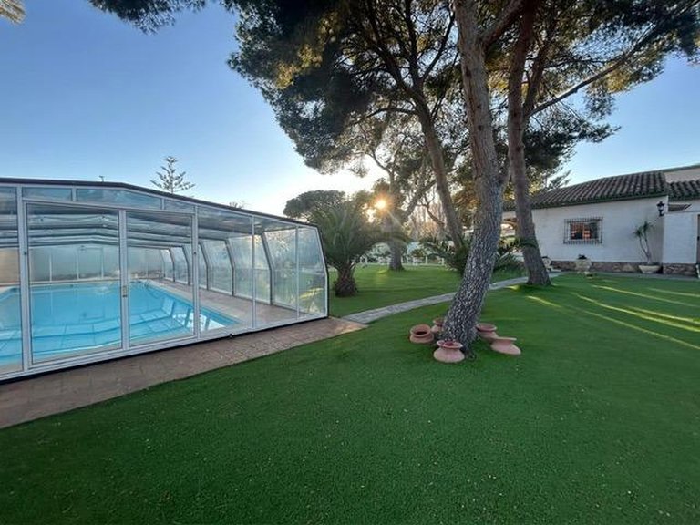 Villa for Sale in Campoamor, Alicante 3