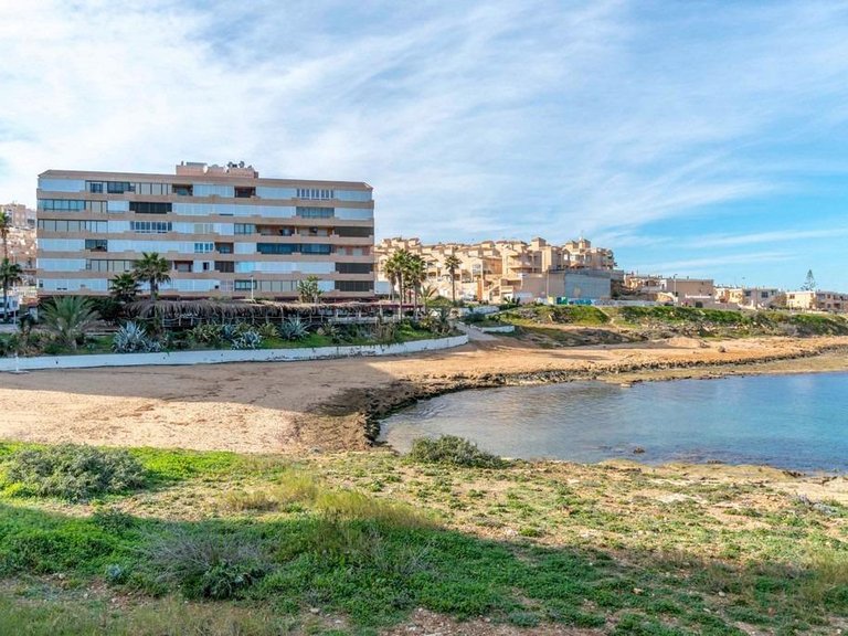 Apartment for Sale in Torrevieja, Alicante 17
