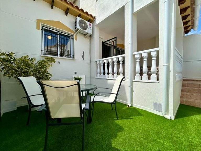 Town House for Sale in Orihuela, Alicante 1