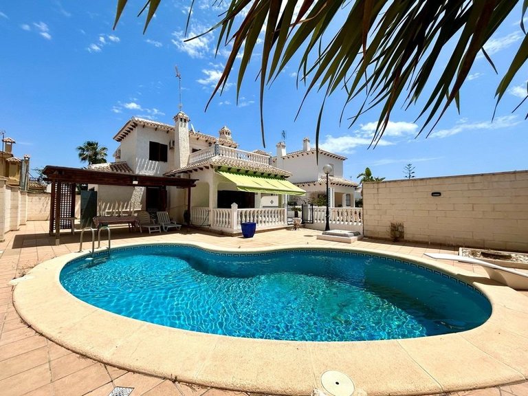 Villa for Sale in Orihuela Costa, Alicante 21