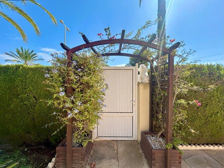 Villa for Sale in Cabo Roig, Alicante 22