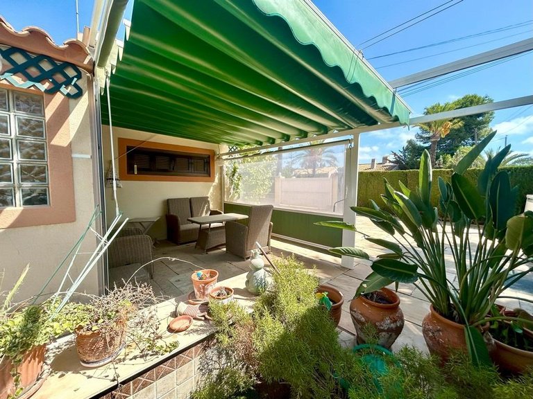 Villa for Sale in Cabo Roig, Alicante 42