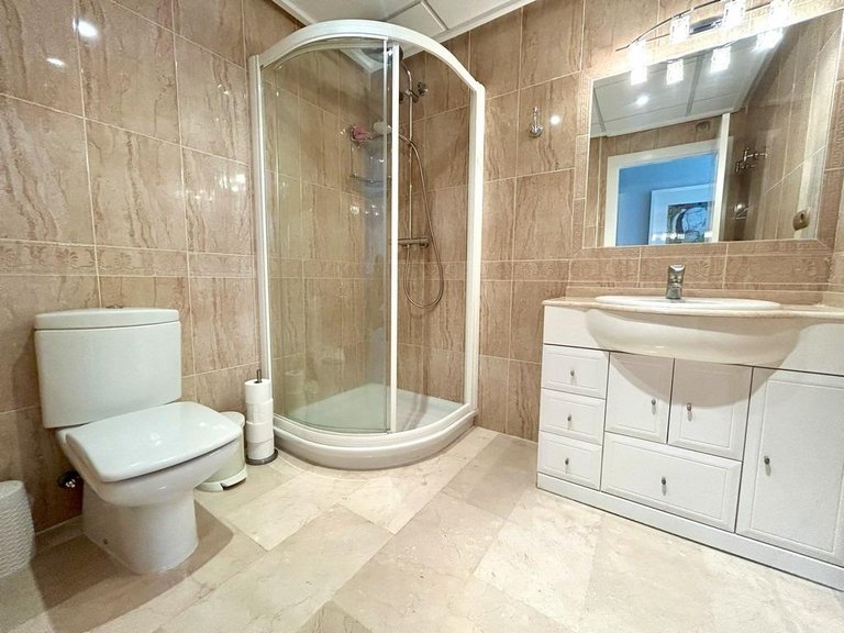 Apartment for Sale in Cabo Roig, Alicante 17